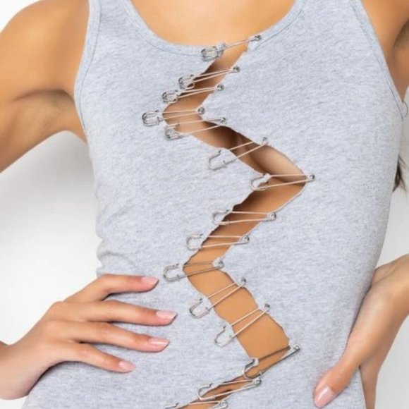 Dress - Picture 5 of 5